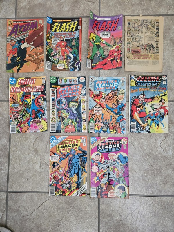 Comics DC Vintage Comic Book Lot Justice League Of America Atom Flash 70's 80's