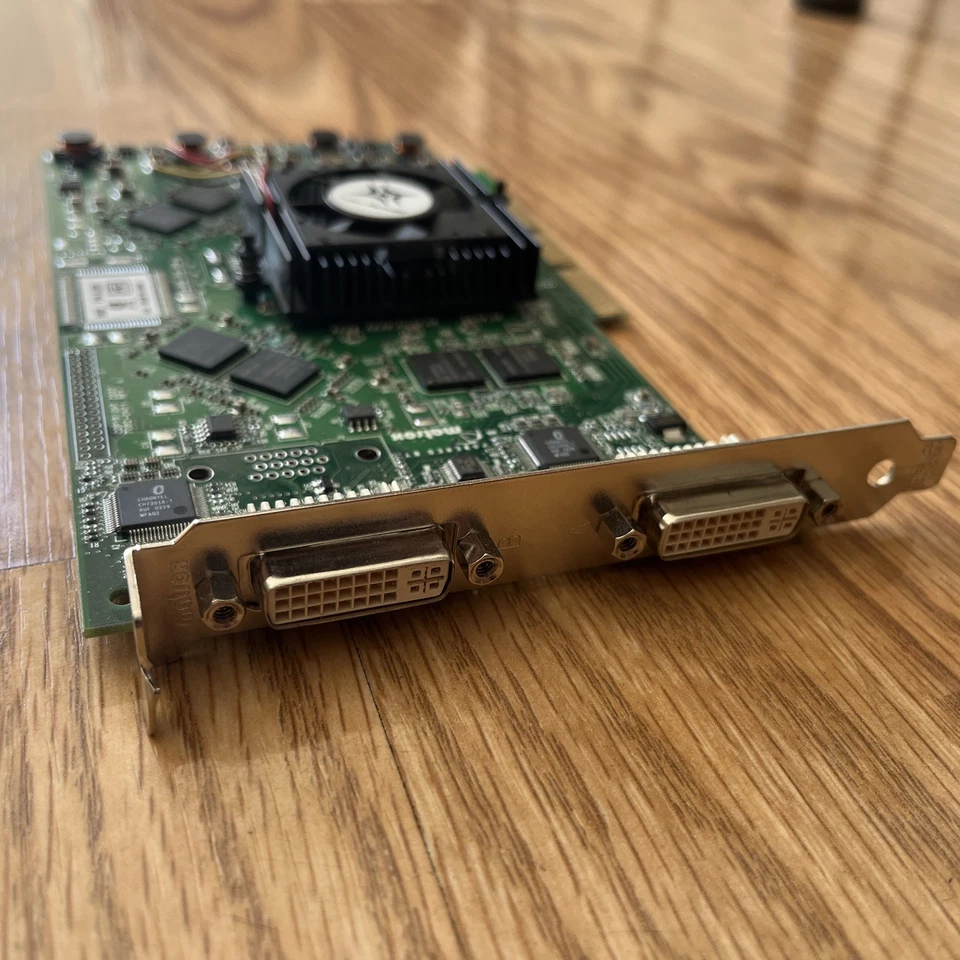 RARE! Matrox Parhelia AGP 4x 256 MB Dual DVI Graphics Card with Accessories - Image 4 of 4