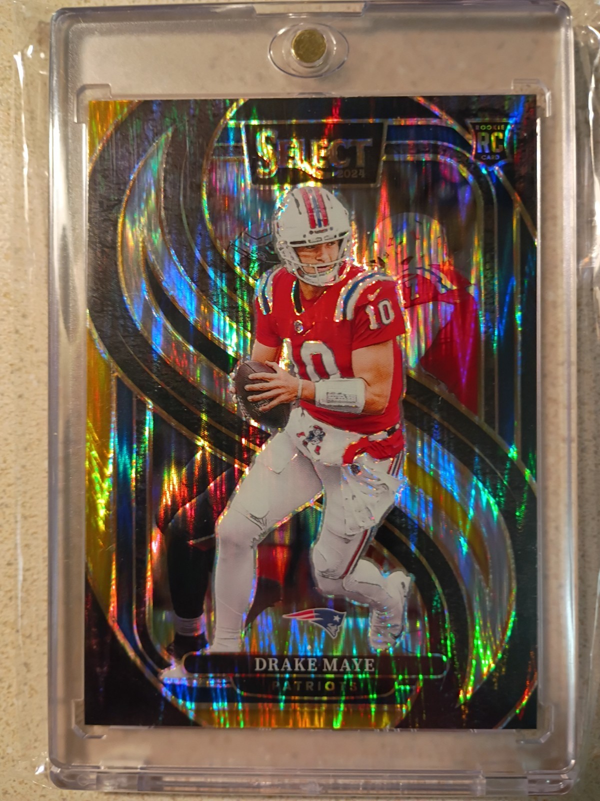 2024 Panini Select - Premier Level Drake Maye #113 Black & Gold Shock Prizm (RC)