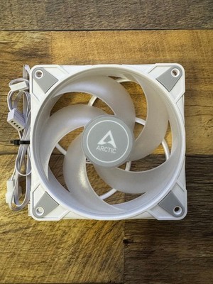 Arctic P12 PWM PST A-RGB 120mm White PC Case Fan 4-Pin PWM + 5V ARGB Sync