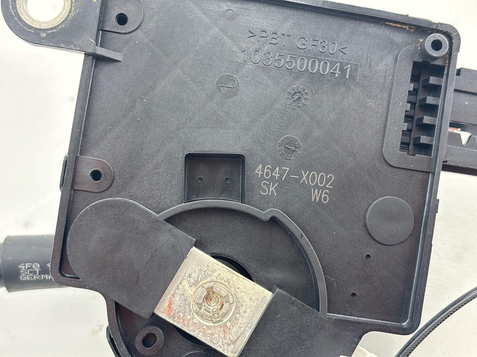 2005-2008 Audi A6 Battery Control Module OEM 4F0915181B