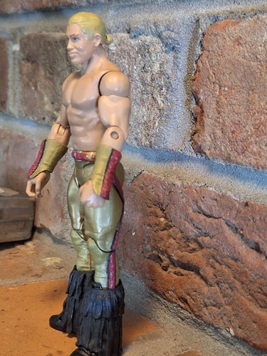 WWE Tyler Breeze Mattel Basic Series 66 Modellino Wrestling 6,5" 2016 Nxt dc - Foto 2 di 19
