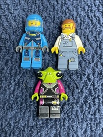 LEGO Space Alien Conquest 7052 UFO Abduction 100% Complete Good Shape