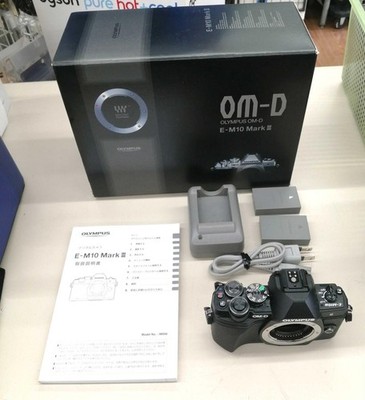 Olympus OM-D E-M10 Mark III Spiegellose Kamera Body 20MP Micro Four Thirds von J