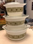 Complete Set of VINTAGE PYREX Square Flowers (Verde) Cinderella Round Casserole