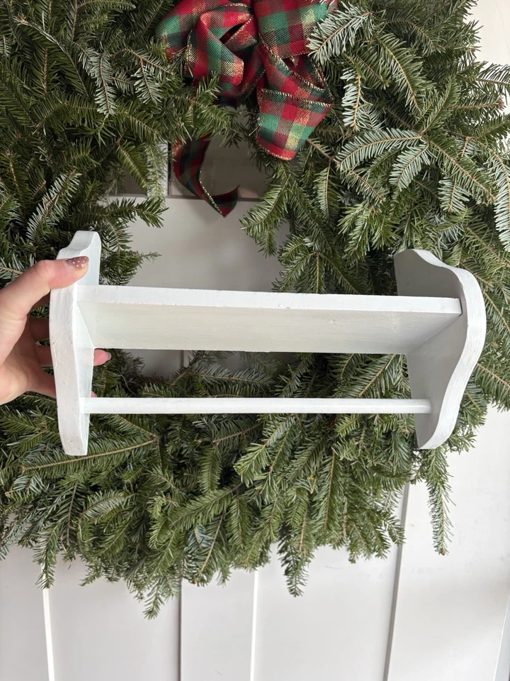 Vintage Shabby Chic White Wooden Wall Shelf With Towel Rack - Image 2 of 4