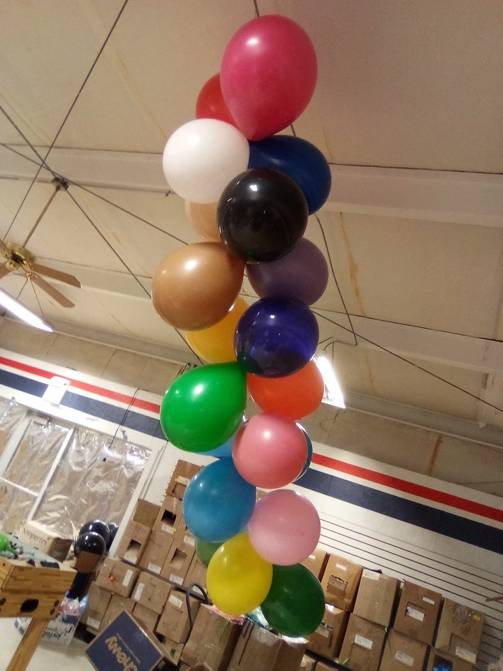 Globos Qualatex, 16" (50) ideales para decorar segundos algunos tienen un ligero color Foto 4 de 4