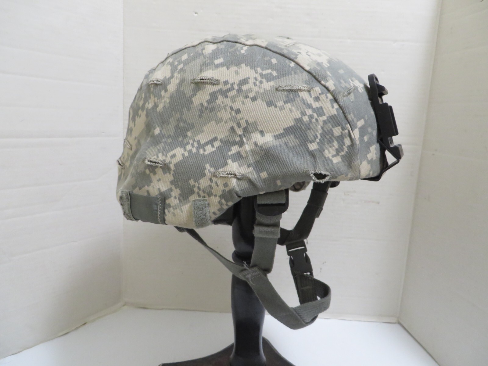 US ARMY MSA ACH helmet size LARGE, ACU cover, NV mount VG