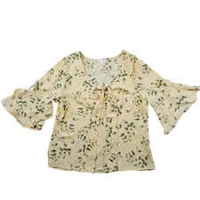 Charming Charlie Top Womens Sz L Butter Yellow Floral Flutter Layered Sleeves
