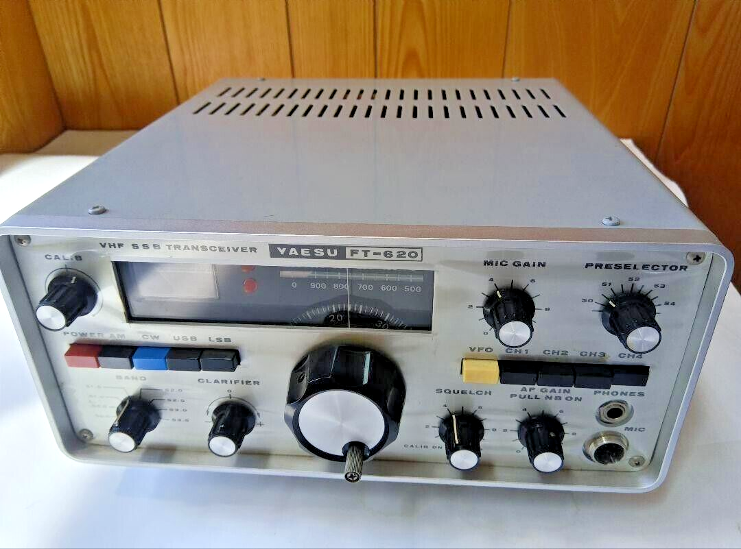 YAESU FT-620 6m band dedicated transceiver with box Ham radio