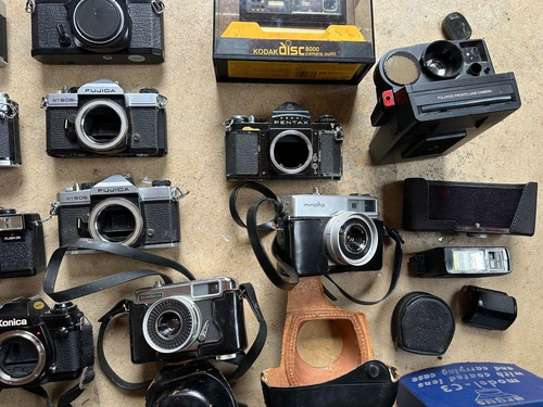 20 Vtg Rare Film SLR Camera Bodies Konica Minolta Yashica Kodak Polaroid Pentax+ - Picture 8 of 19