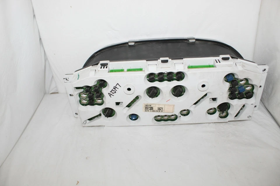 Medidores de painel de instrumentos velocímetro 04 Isuzu Rodeo 129.677 milhas - Imagem 2 de 3