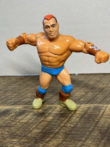 WWF Hasbro Tatanka 1993 Series 6 Vintage WWE Wrest...