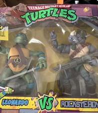 Playmates Toys TMNTurtles - Leonardo vs Rocksteady Definite BoX damage.