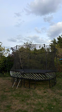 Large Springfree kids Spring-Powered Trampoline with Safety Enclosure net steps