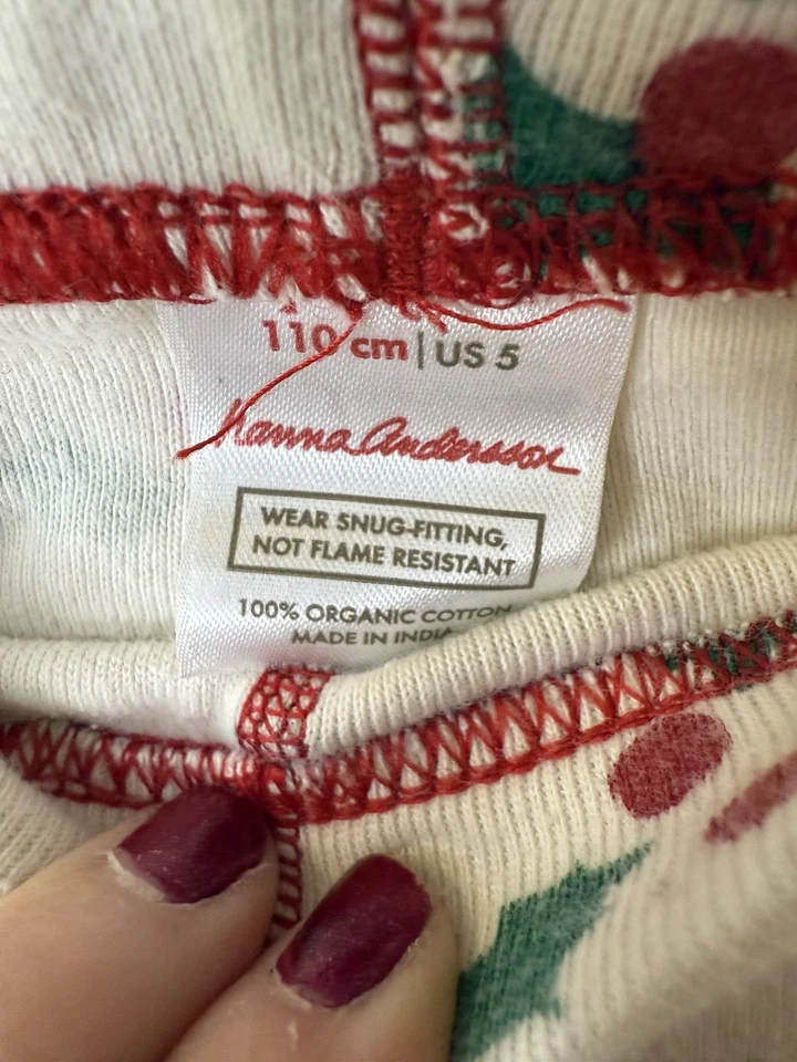 HANNA ANDERSSON Red Holly Christmas Organic Cotton Long pajamas Size 110/ Size 5 - Image 4 of 4