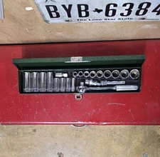 Vintage S-K Tools 3/8" Dr 21pc SAE Socket Set Metal Box USA Excellent Condition