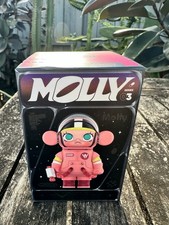 POP MART MEGA SPACE MOLLY 100 Series 3 Figure. Confirmed Good Luck Bear SEALED