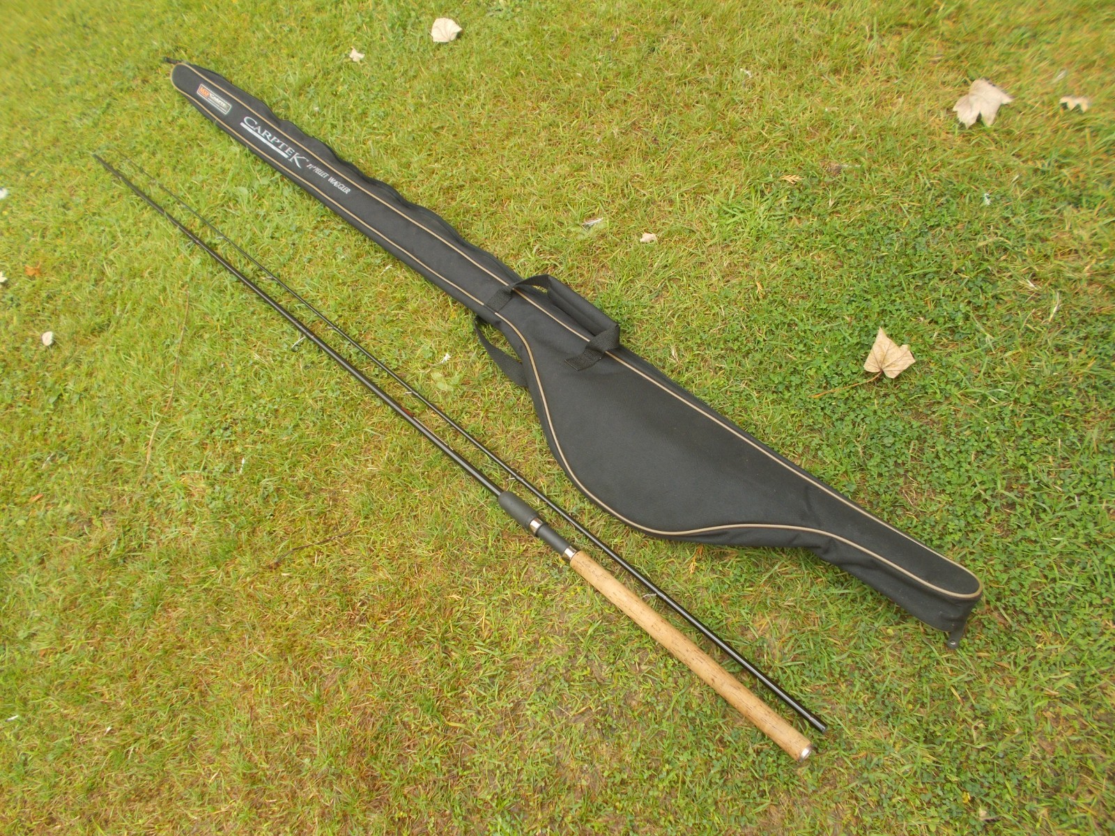 MAP Carptek 11ft Pellet Waggler float fishing rod FISHING SET UP