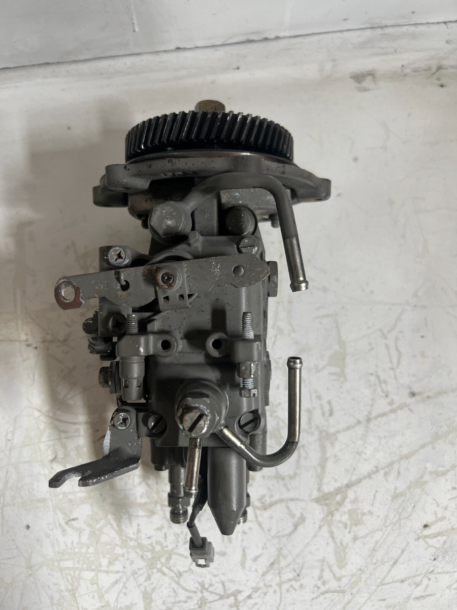 ZEXEL FUEL INJECTION PUMP 897253-0221, 104746-5051 FITS ISUZU 4JG2