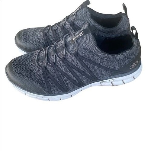 Skechers Glider Tuneful Slip-On Sneaker 