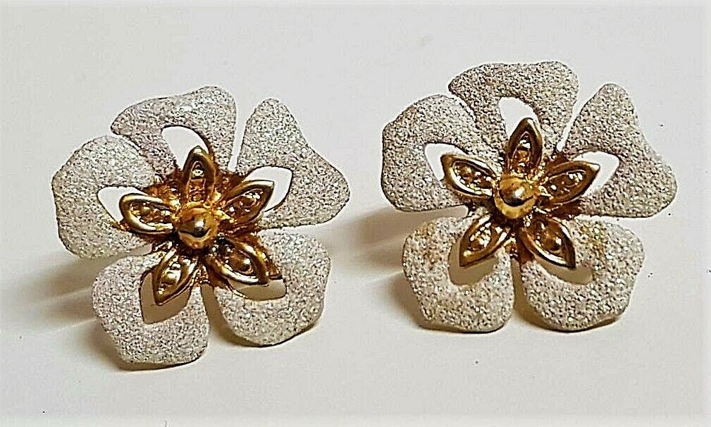 Boucles D'Oreilles Vintage Fleur - Métal Doré à Reflets Nacrés - Occasion