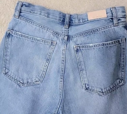 Bermuda Mango pantaloncino denim orlo grezzo taglia 6 usato in ottime condizioni - Foto 10 di 11