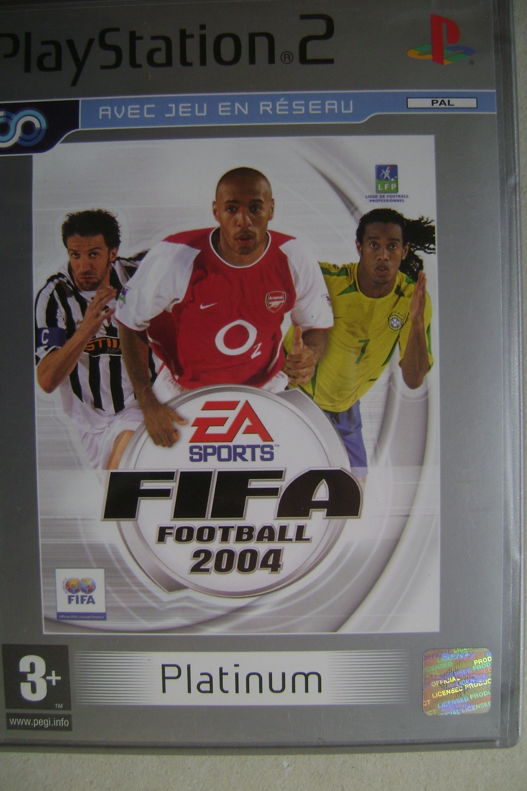 FIFA Football 2004  sur Playstation 2 PS2 - FR cd 