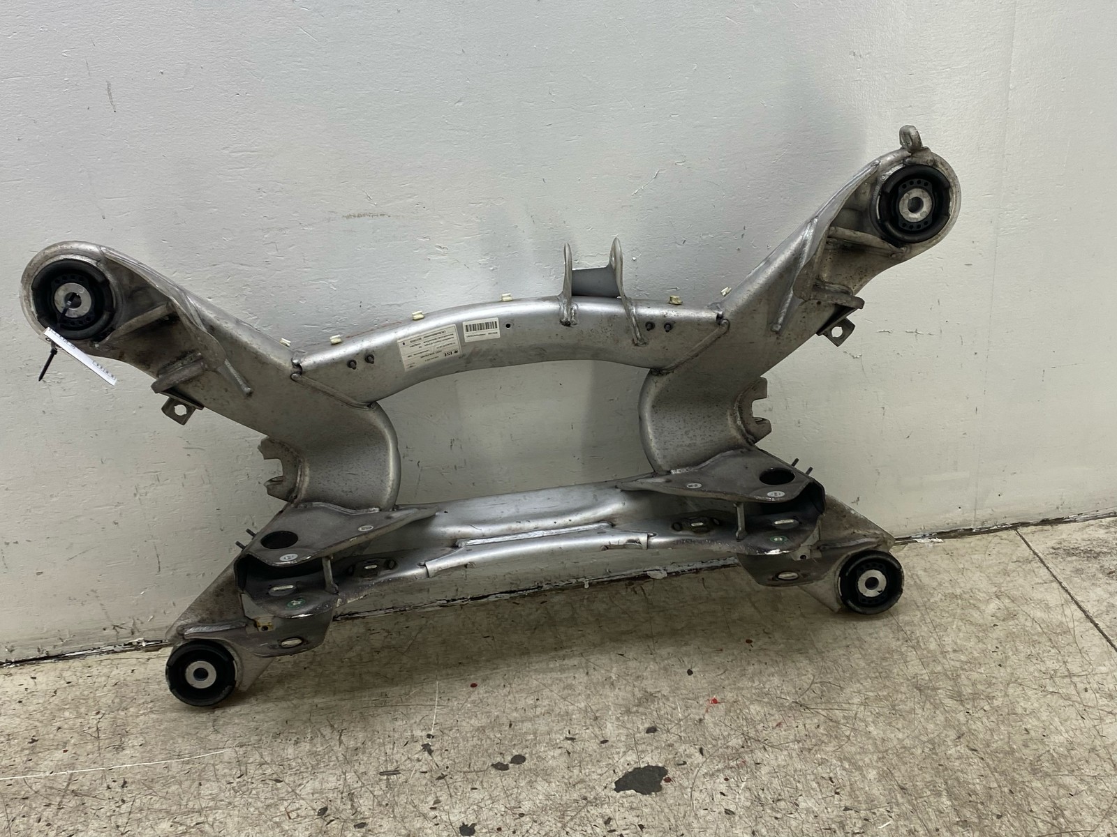 2014-2019 BENTLEY FLYING SPUR 4.0L V-8 REAR ENGINE CROSSMEMBER 4W0505235