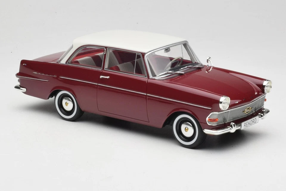 BOS415 Opel Rekord P2 Dark Red & White BoS Models 1:18 - Image 4 of 4