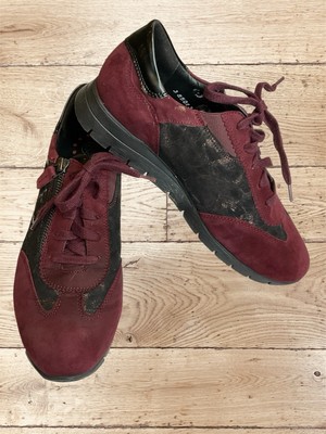 Mephisto Mobils Donna Size 7 Wine Walking Shoe Sneaker Soft Air Tech Comfort