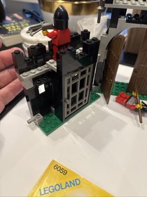 Vintage LEGO Castle Set 6059 Knight's Stronghold 100% Complete with Instructions