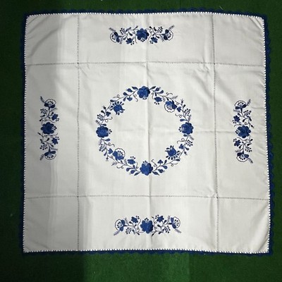 Vintage Deckchen Tischdeckchen Tischdecke Doily blau 85cm Quadrat aus Omas Zeitn