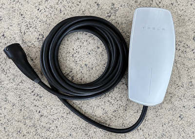 Tesla Wall Connector Gen 3 Wallbox Typ 2 Original Ladestation für eAuto bis 22kW