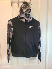 NIKE CAMO JACKET kids SIZE large