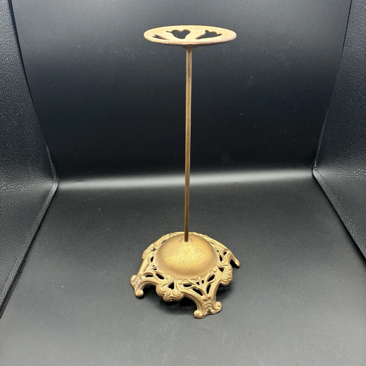 Antique Vintage VICTORIAN HAT STAND STORE DISPLAY Table Top General Store Victorian Antique Department Store Iron Hat Display Stand main image 3