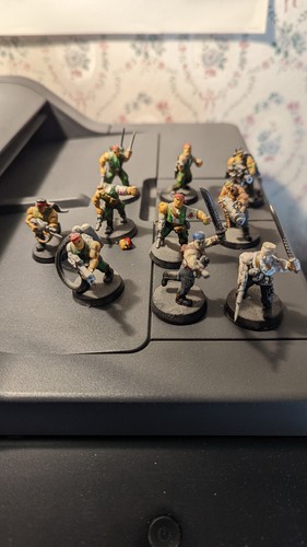 Warhammer 40K: Astra Militarum &ndash; Squadra Armi Pesanti Catachan (Pezzi Sciolti)