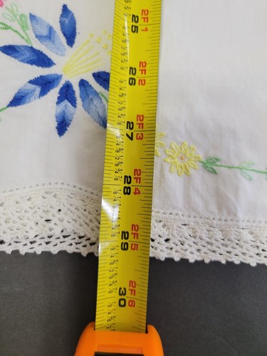Vintage Baumwolle Kissenbezug Handbestickt Rot Blau Blumen Häkelborte 20"x29" - Bild 5 von 9