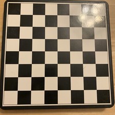 Toys R Us Plastic Complete Chess Set