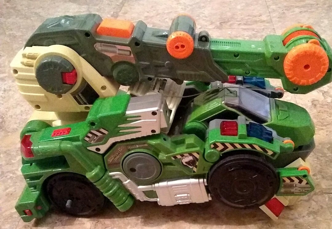 switch and go dinos jagger