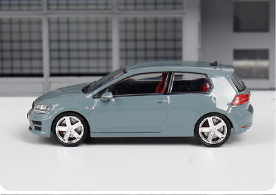 ZOOM 1/64 Scale Volkswagen Golf VII R Grey Diecast Car Model Toy