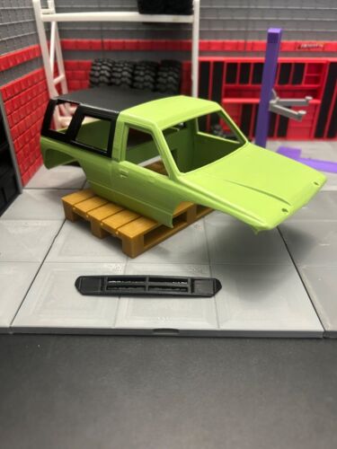 RC 3D Printed Body 1/24 scale, based on a old Toyota 4 Runner - Picture 4 of 6