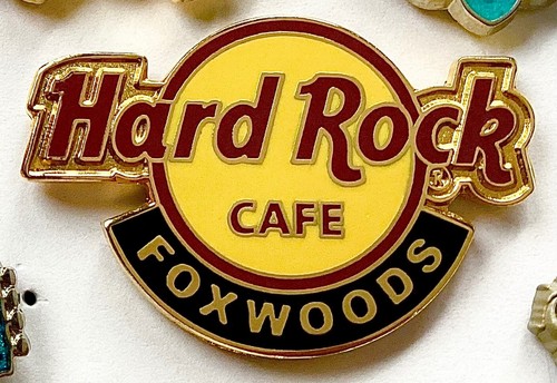 HARD ROCK CAFE FOXWOODS UPRIGHT GUITAR COLLECTION LIMITED EDITION 10 PIN LOT - Picture 7 of 11