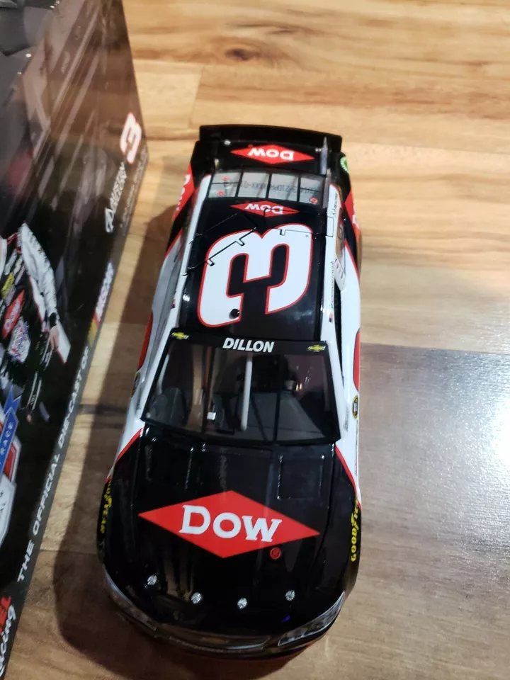 Austin Dillon #3 Dow Automotive 1st Pole 2014 SS 1:24 Scale Action CX34821DPAD Foto 2 de 3
