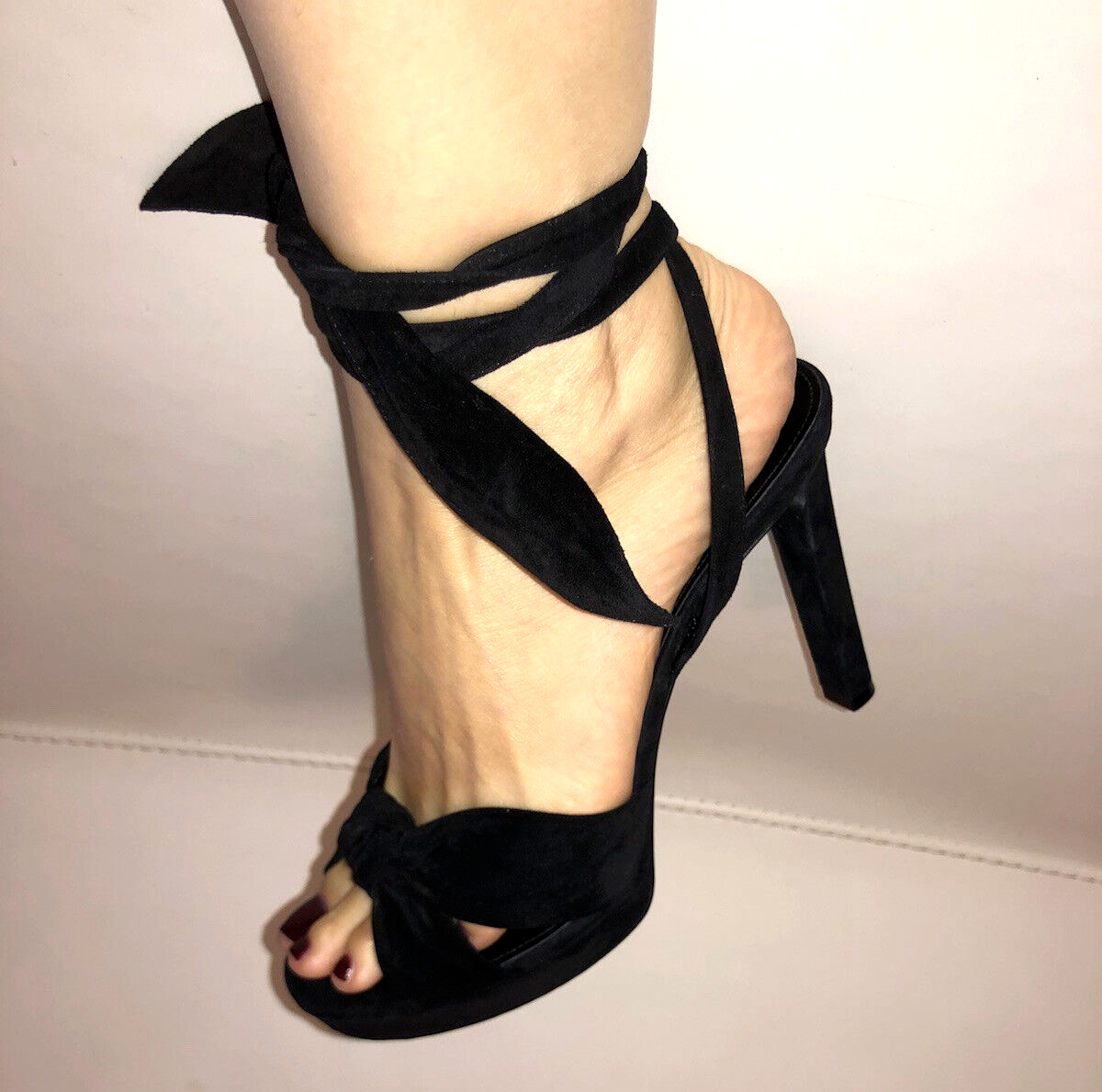 Saint Laurent tacchi stringati neri in pelle scamosciata taglia 39 $1195