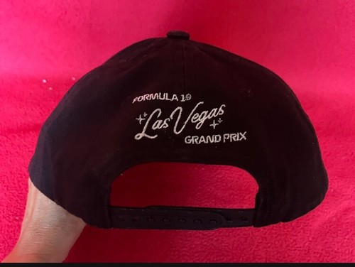 OFFICIAL FORMULA 1 GRAND PRIX LAS VEGAS 2024 F1 HAT CAP + VENETIAN KEYCHAIN - Picture 4 of 6