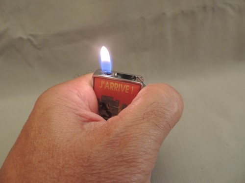 Vintage Champ gas lighter J'Arrive! - Picture 7 of 11