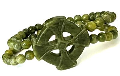 IRISH CONNEMARA MARBLE LARGE  CELTIC CROSS STRETCH  BRACELET  JCW195