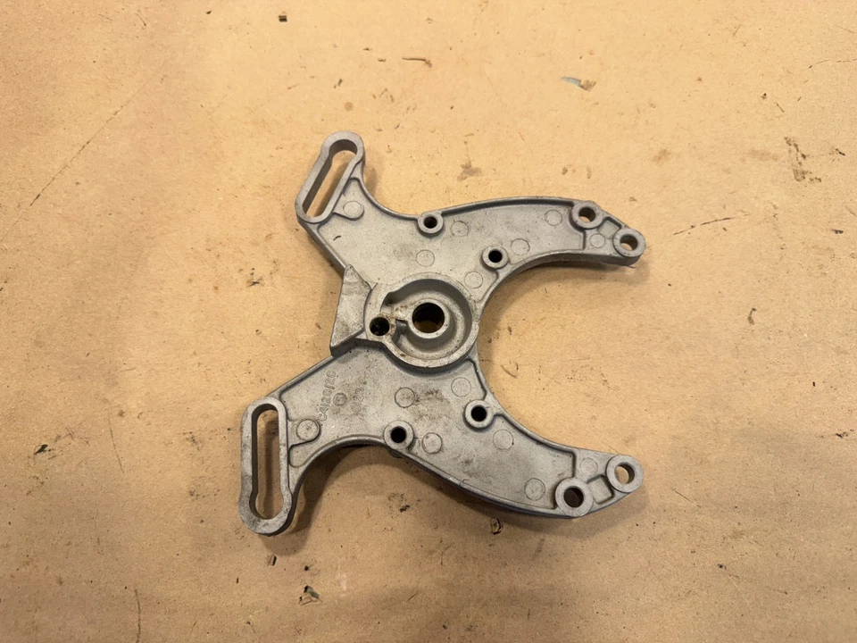 Soporte de montaje del árbol de levas Jaguar XK XKE C4128/1c Foto 4 de 4