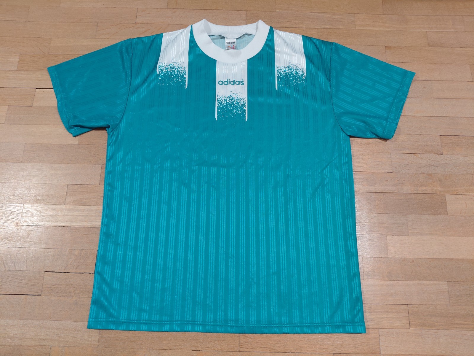 1990s Vintage Adidas Football Shirt SIze XL Jersey Green & Shiny Template Soccer